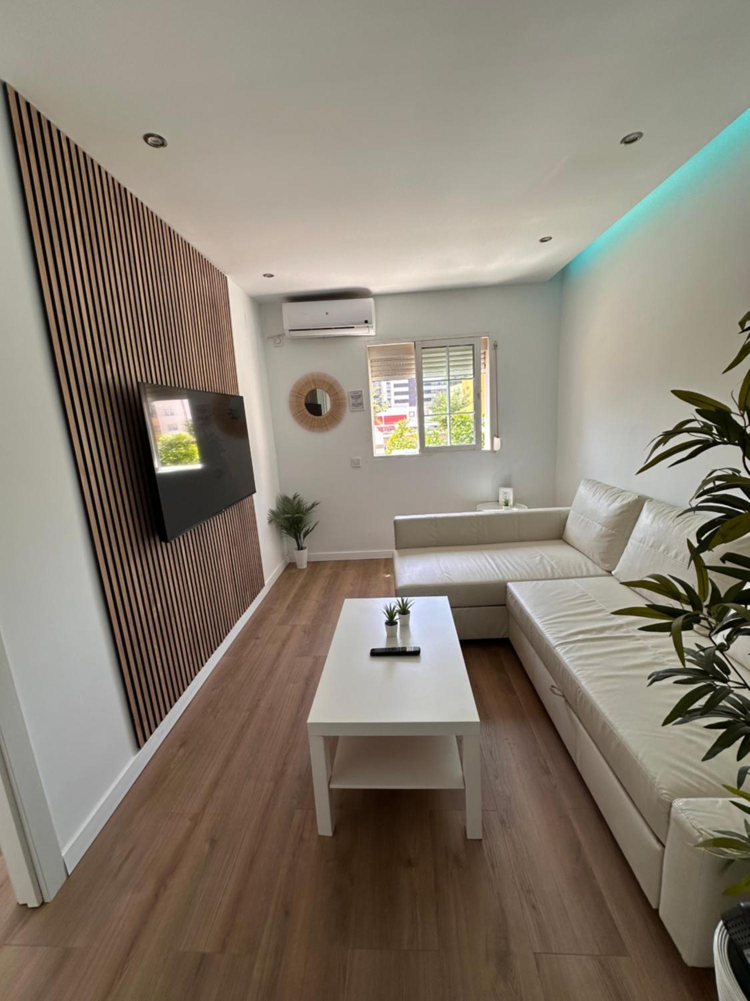 Claveles De Luxe Apartment Malaga Luaran gambar