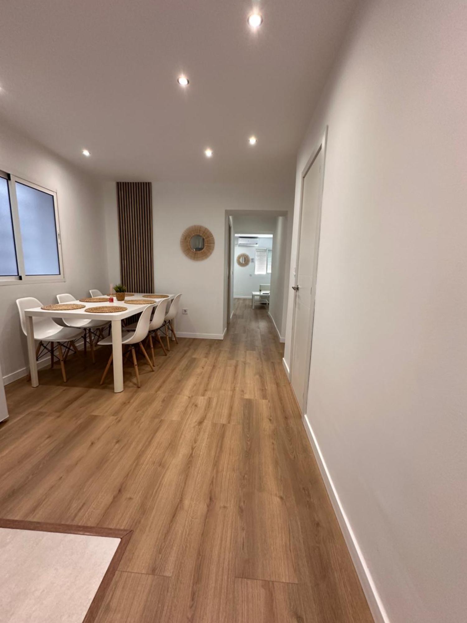 Claveles De Luxe Apartment Malaga Luaran gambar