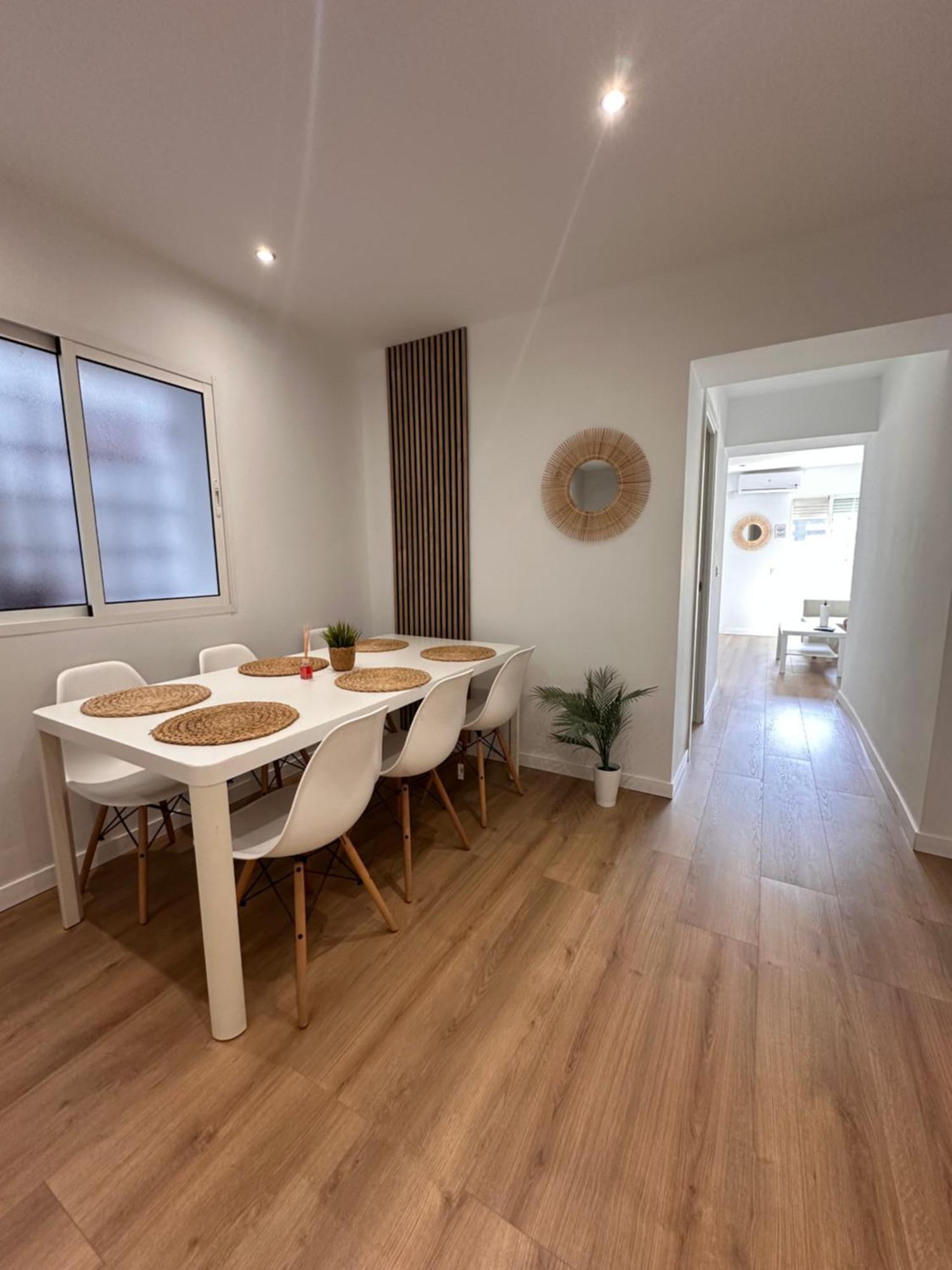 Claveles De Luxe Apartment Malaga Luaran gambar