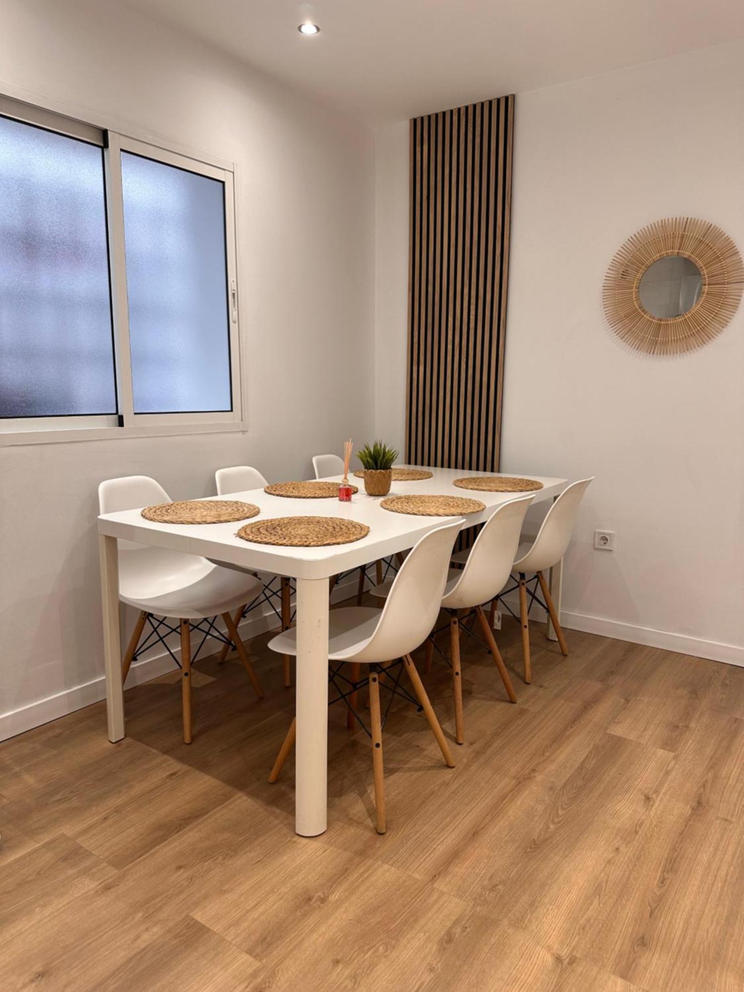 Claveles De Luxe Apartment Malaga Luaran gambar