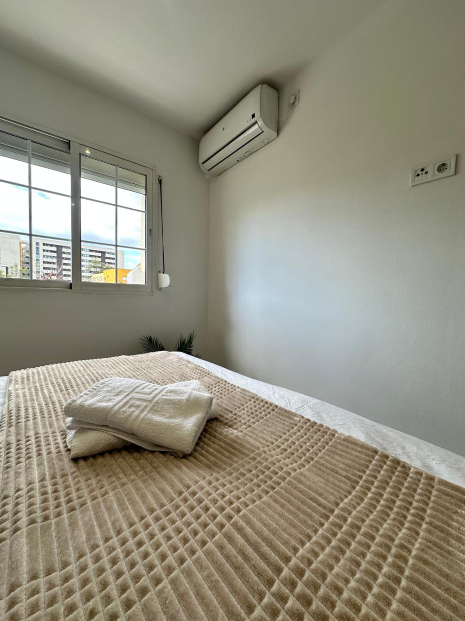 Claveles De Luxe Apartment Malaga Luaran gambar