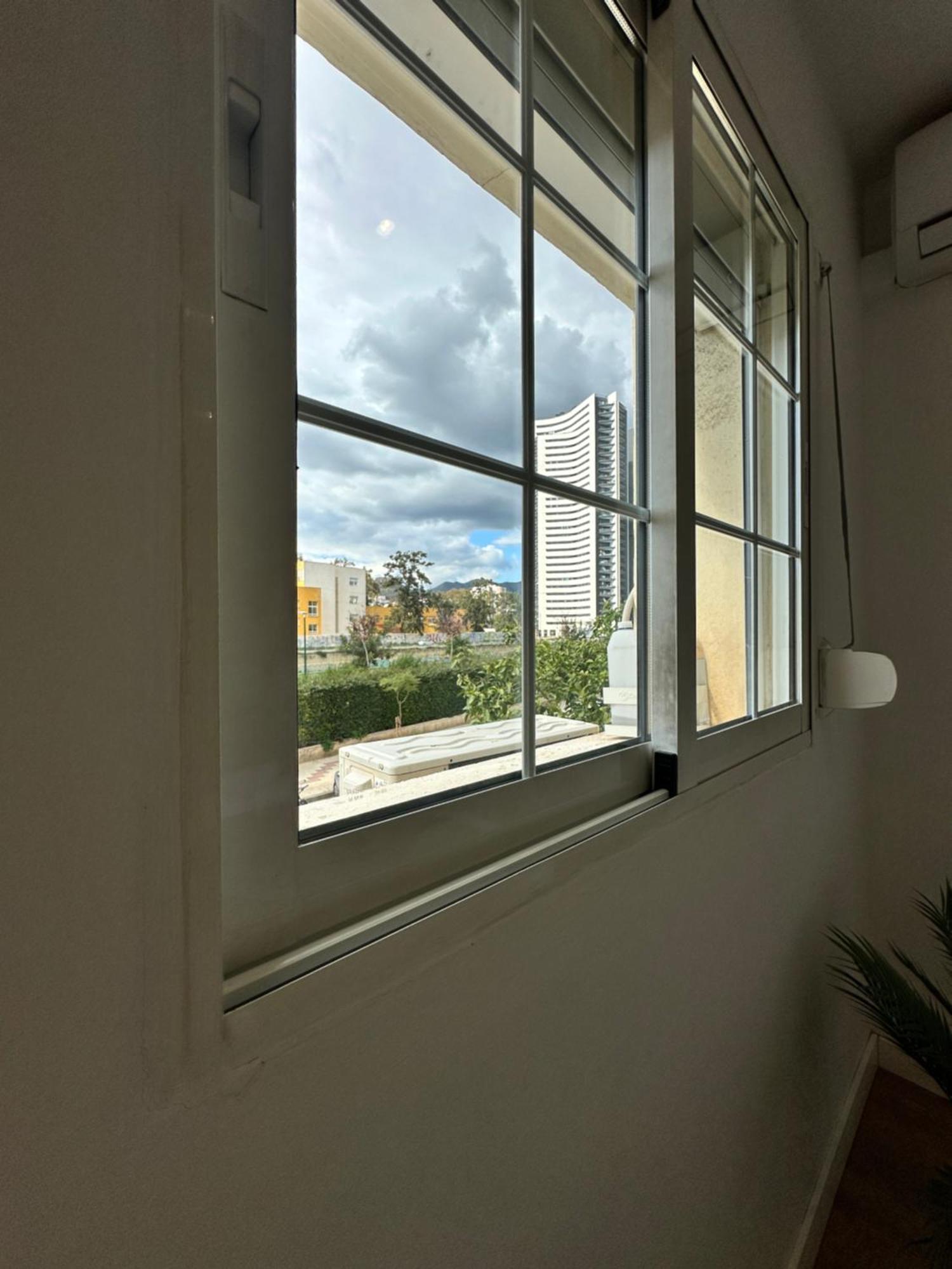 Claveles De Luxe Apartment Malaga Luaran gambar